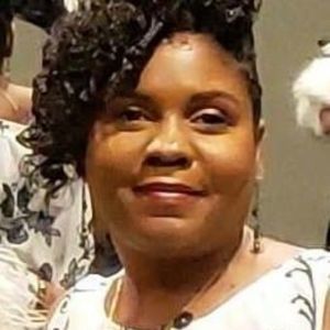 Meet your Posher, Latonya